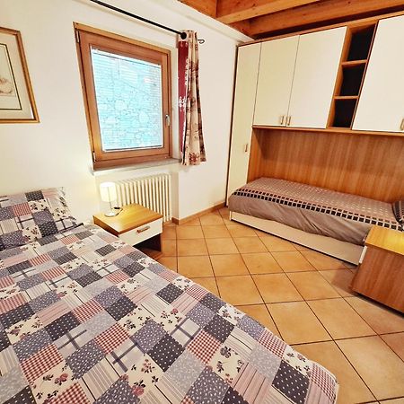Casa Alpina - Sarre Leilighet Aosta Rom bilde