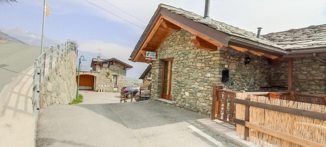 Casa Alpina - Sarre Leilighet Aosta Eksteriør bilde